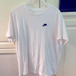 NIKE MENS XL T SHIRT Special Edition